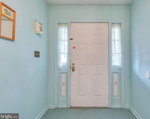 533 Morison St, Charles Town WV  25414-1144 exterior