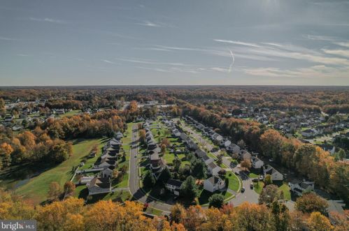 164 Willamette Dr, Bear DE  19701-4802 exterior