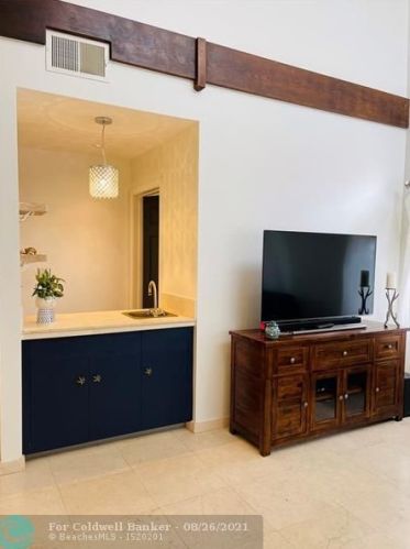 1031 187th Ave, Hollywood FL  33029-2913 exterior