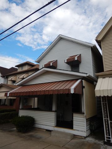 737 Vermont Ave, Glassport, PA 15045-1526
