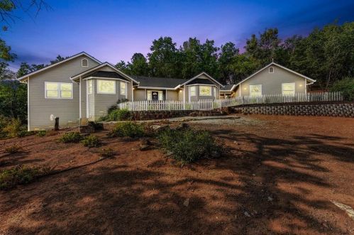 15932 Wolf Meadows Dr, Grass Valley, CA 95949-8504