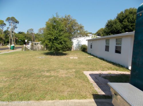 3456 Brockett Rd, Mims FL  32754-5631 exterior