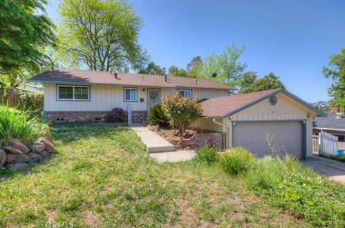14 Oak Park Way, Oroville, CA 95966-3655