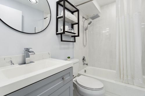 916 Flanders T, Delray Beach FL  33484-5354 exterior