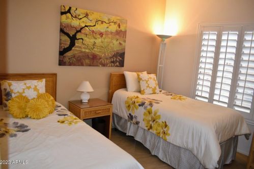 15780 Alpine Ridge Dr, Sun City AZ  85374-2193 exterior