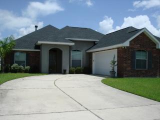 2717 Sprig Dr, Marrero, LA 70072-5842