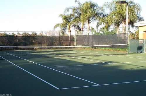 1885 Florida Club Dr, Naples FL  34112-8704 exterior
