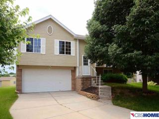 18911 T Cir, Omaha, NE 68135-4117