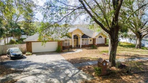 918 Red Dandy Dr, Orlando, FL 32818-6930