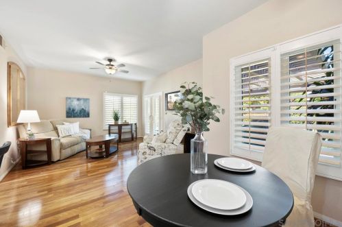 4712 Bryce Cir, Carlsbad CA  92008-4289 exterior