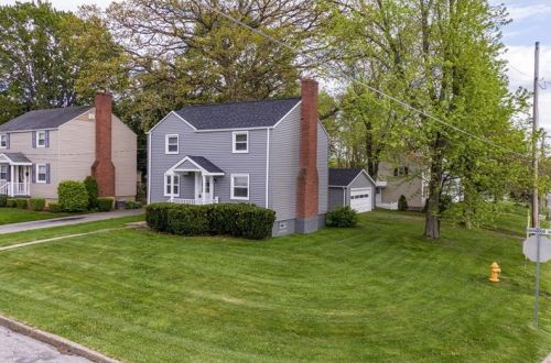 1388 Glenwood Dr, Hermitage, PA 16146-3210