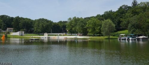 70 Broadway, Hopatcong NJ  07843-1147 exterior