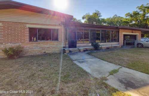 608 Wager Ave, Titusville, FL 32796-7681