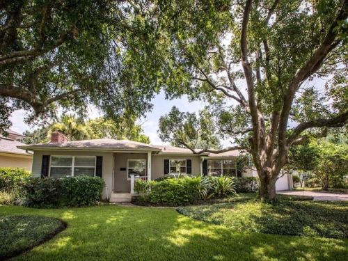 1088 Lake Weldona Dr, Orlando, FL 32806-1429