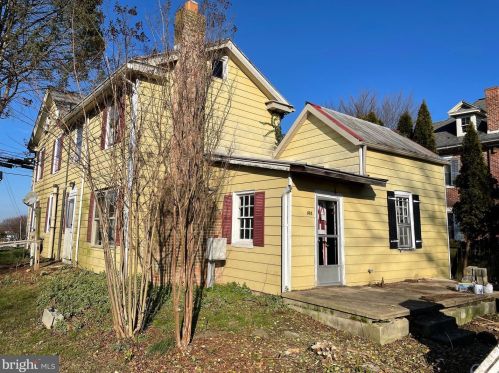 144 Main St, Bareville, PA 17540-1964