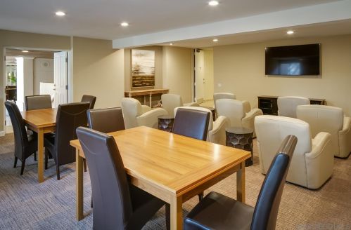 1801 Diamond St, San Diego CA 92109-3355 exterior