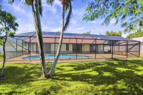 21210 Escondido Way, Boca Raton FL  33433-2521 exterior