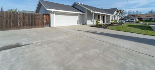 1817 Moet Way, Modesto, CA 95351-4447