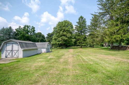 760 Blackhawk Rd, Beaver Falls PA  15010-1511 exterior