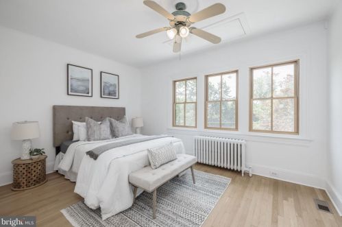 3843 Beecher St, Washington DC 20007-1802 exterior