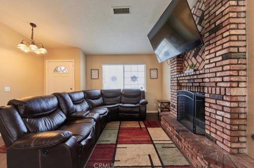 12321 Georgia Ct, Victorville CA  92392-7470 exterior