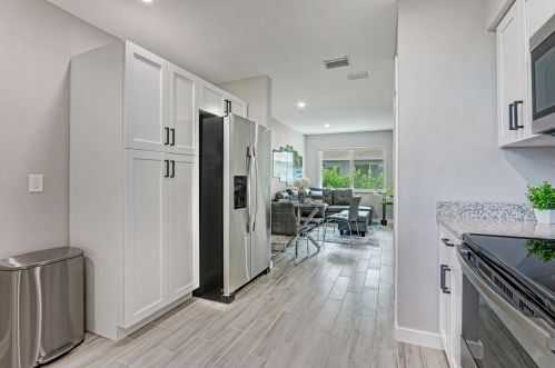 262 12th St, Delray Beach FL  33444-2916 exterior