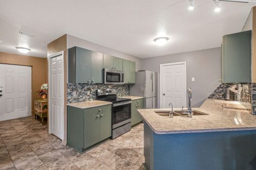 187 Camino Del Rio, Fort Pierce FL  34952-7931 exterior