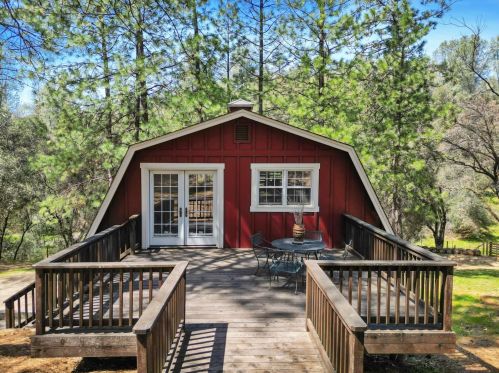 18880 Blackhawk Ct, Grass Valley CA  95949-8324 exterior