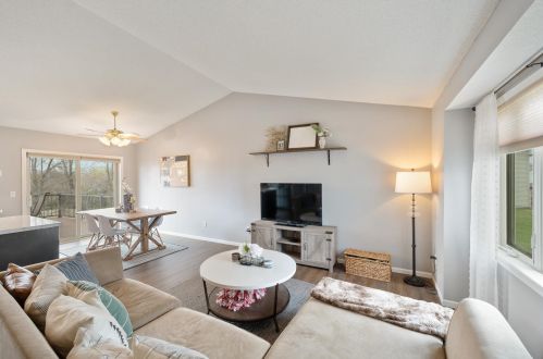 9708 Park Place Dr, Monticello MN  55362-8622 exterior