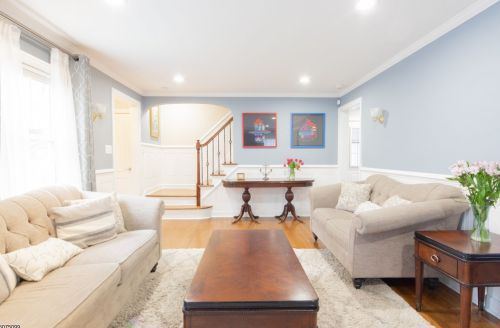 284 Passaic Ave, Nutley NJ  07110-2743 exterior