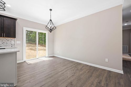 10906 Thiel Ct, Spotsylvania VA  22551-8034 exterior