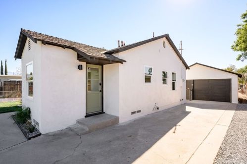 25597 Pacific St, San Bernardino CA  92404-6448 exterior