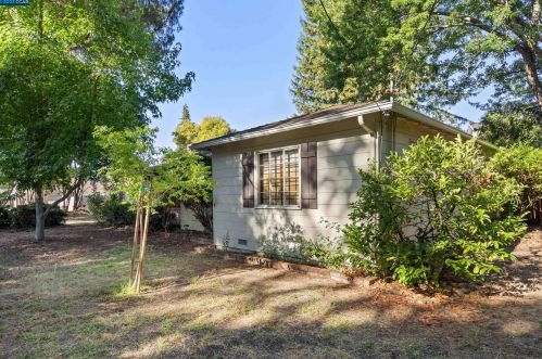 329 Glorietta Blvd, Orinda CA  94563-3242 exterior