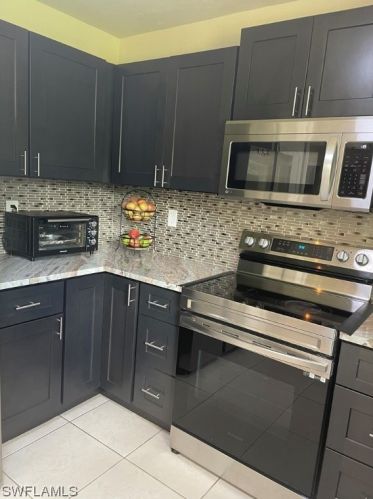 206 Floyd Ave, Lehigh Acres FL 33971-1716 exterior