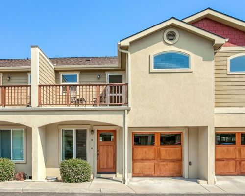 615 Talent Ave, Talent OR exterior