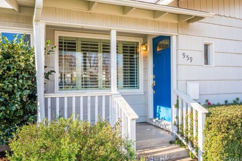 959 Karen Dr, Chico, CA 95926-2825