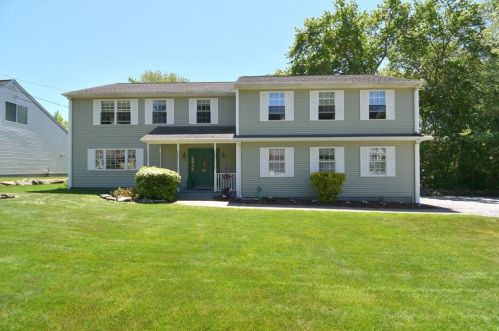 50 Sachem Rd, South Kingstown, RI 02882-2306