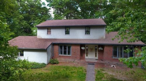 32 Laurel Ln, Raynham, MA 02767-1914