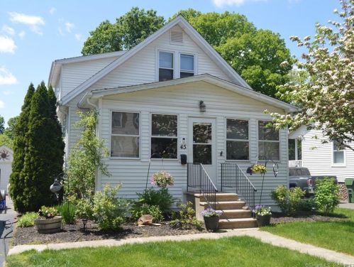 45 Pleasant Ave, Bristol, CT 06010-6728