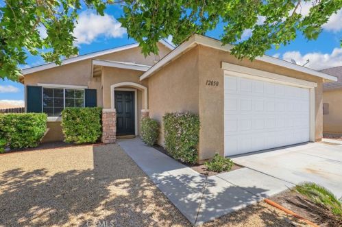 12050 Goldoak Ct, Victorville, CA 92392-1270