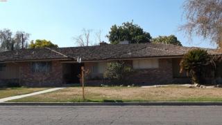 2420 Chestnut St, Hanford, CA 93230-1213