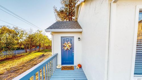 785 Scenic Ave, Santa Rosa CA  95407-8337 exterior