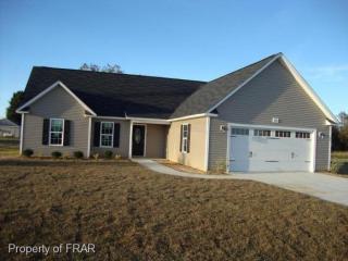 2701 Ally Rayven Dr, Fayetteville, NC 28306-6033