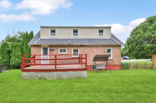 30 Lambert Dr, Norwich CT  06360-1735 exterior