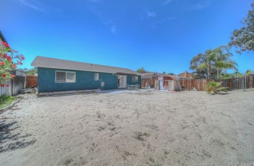 725 Dallas Ave, San Bernardino CA  92410-1127 exterior