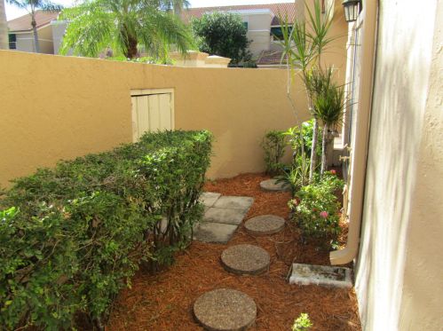 6646 Via Regina, Boca Raton, FL 33433-3921