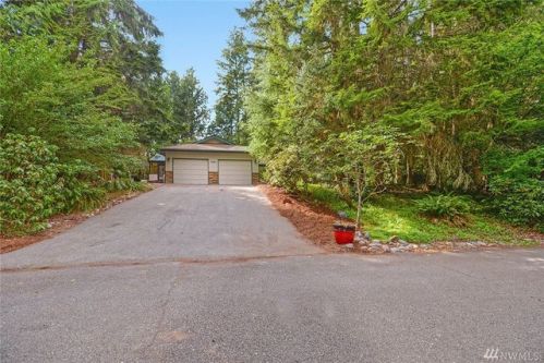 5011 156 St, Bothell WA  98012-4724 exterior