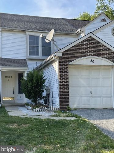 30 Lake Tahoe Cir, Bear, DE 19701-3801
