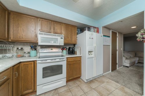6341 Cliff Side Dr, Florence KY  41042-1105 exterior