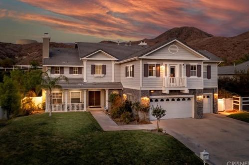 15269 Saddleback Rd, Santa Clarita, CA 91387-4723
